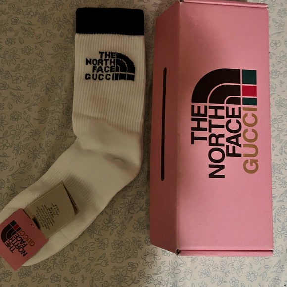Gucci x The North Face Unisex Socks - Picture 2 of 4